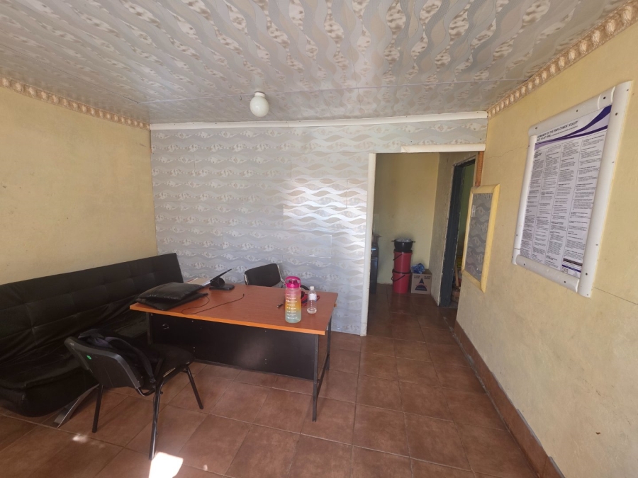 2 Bedroom Property for Sale in Paul Roux Free State